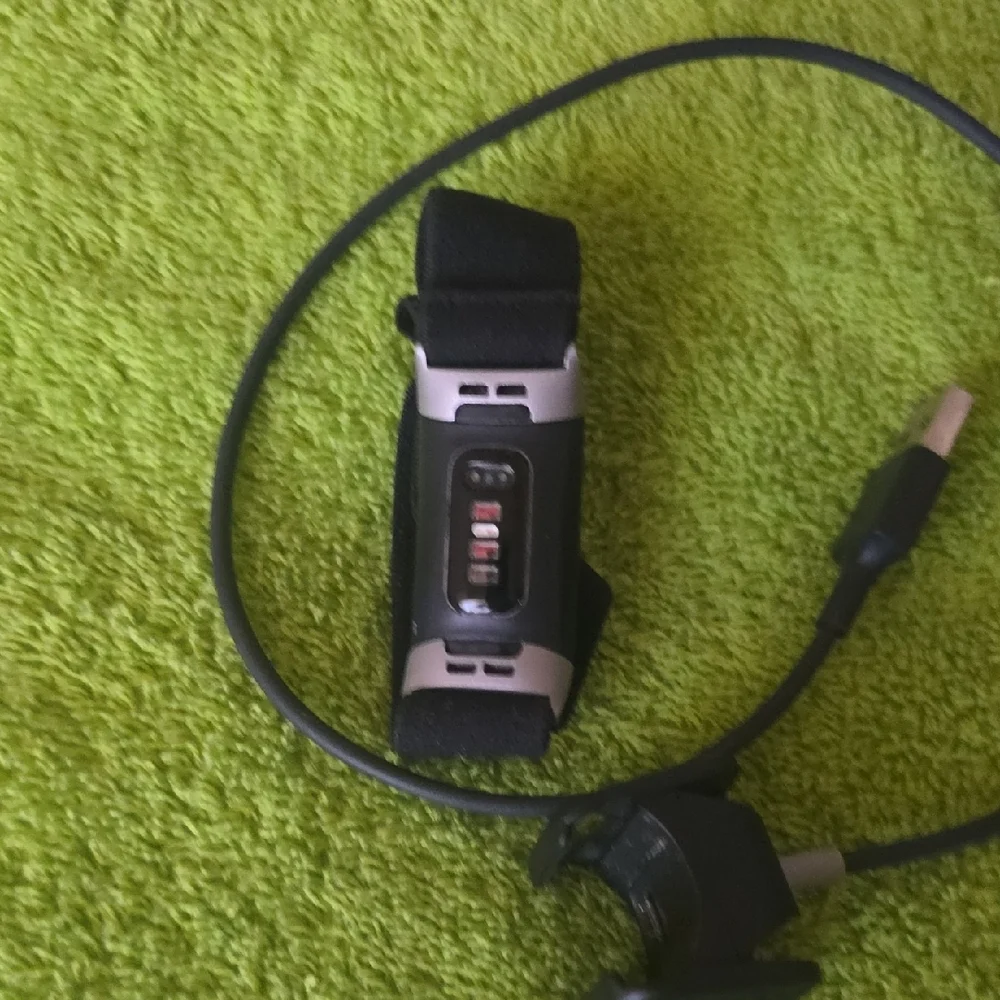 fitbit charge tracker